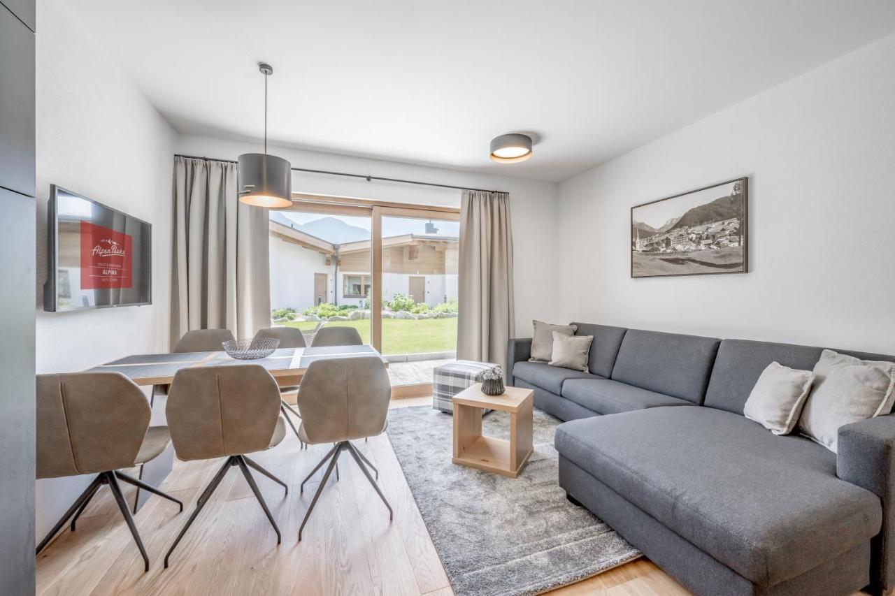 Alpenparks & Alpina Seefeld Aparthotel 4*